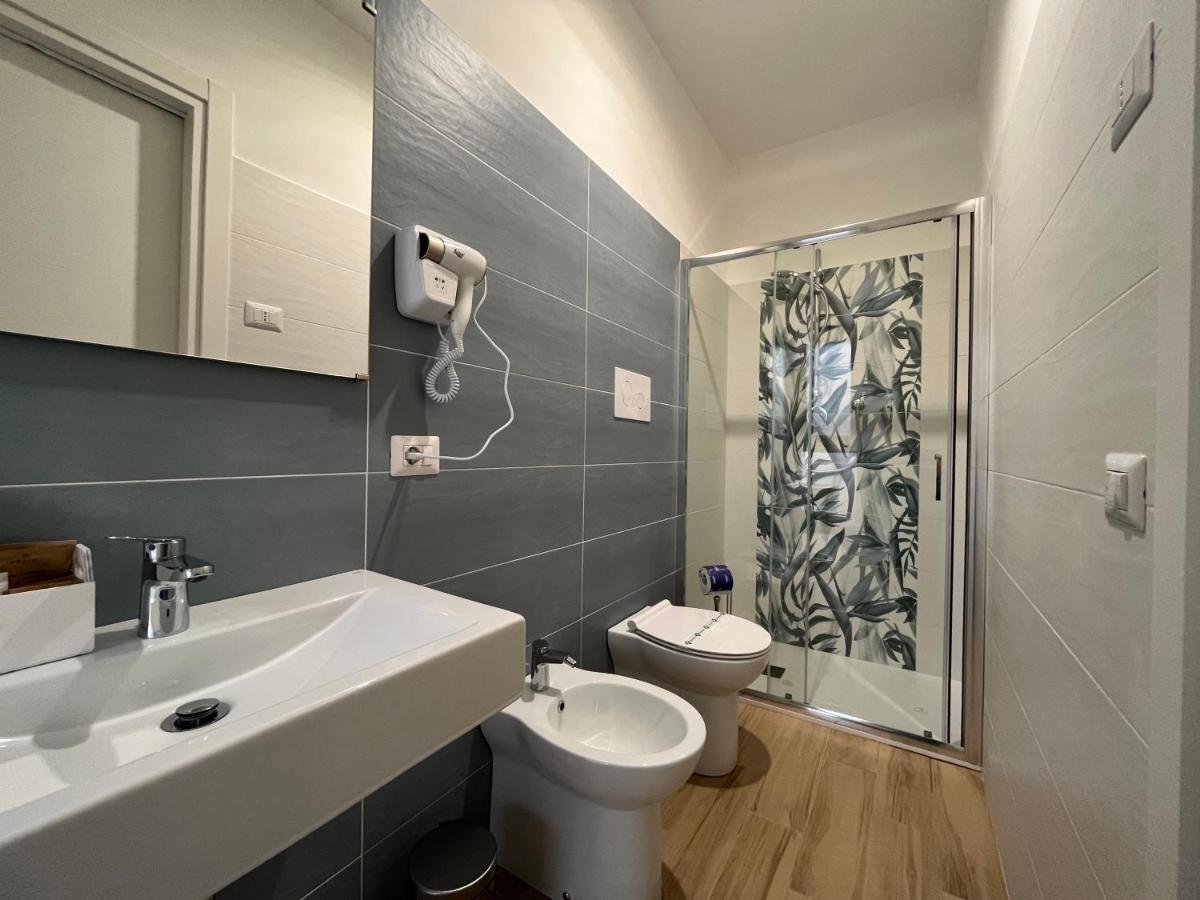 Oltremare Rooms Agropoli Bagian luar foto